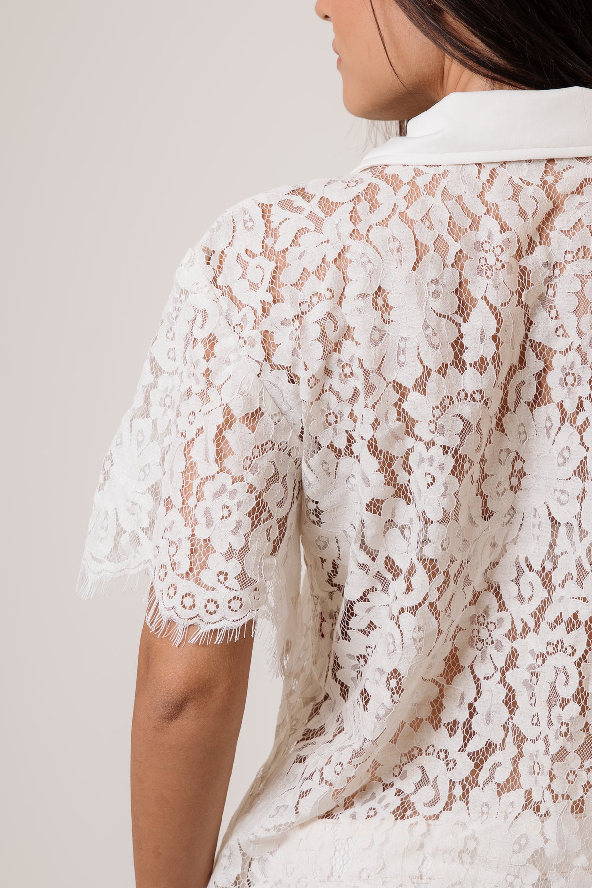 Lace collar top